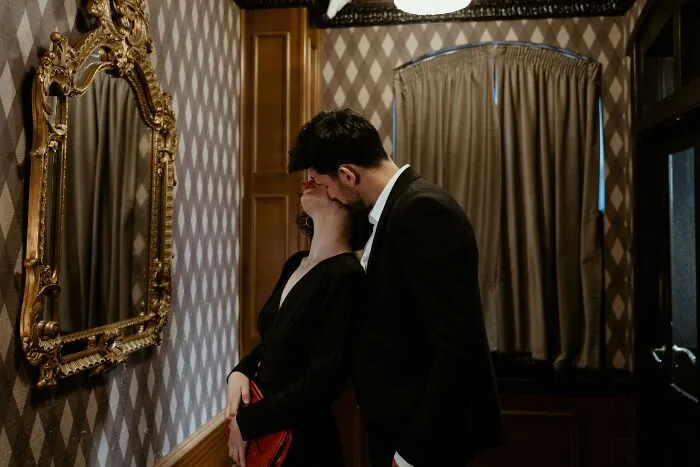 32 People Spill The Darkest And Most Disturbing Secrets Hidden By Their Partners