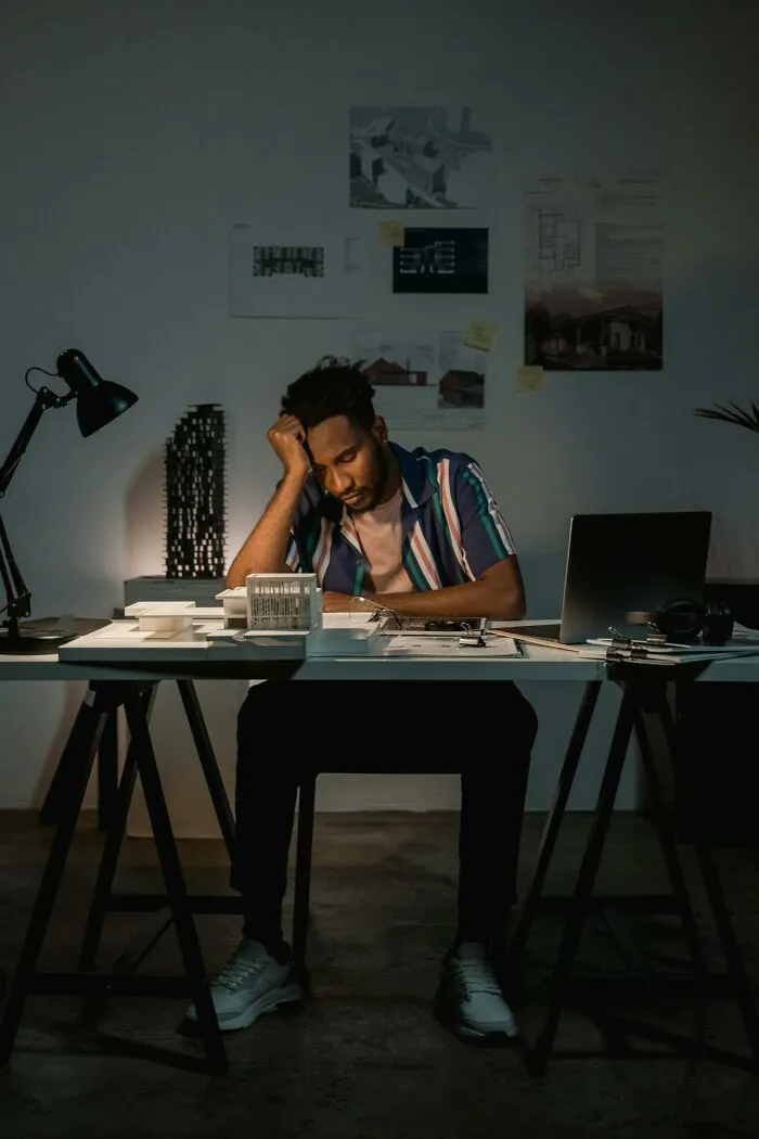 Night Shift Workers Share The Weirdest Things They’ve Encountered, Here Are The 69 Best Stories