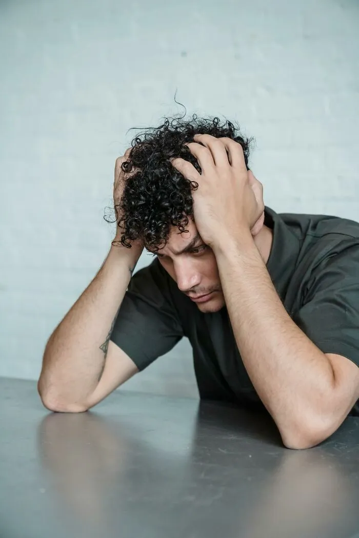 “People Who Served A Long Time In Prison, What Shocked You When You Got Out?” (39 Answers)