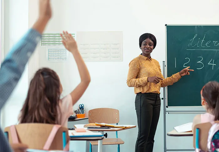 85 Facts And Secrets About Various Jobs, Shared By The Employees
