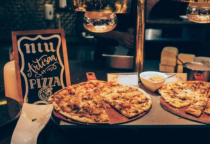 "Haunts Me To This Day": 58 Moments Workers From All-You-Can-Eat Establishments Can't Forget