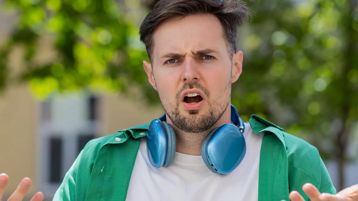 Lady Assumes Son Could Bring His New GF To Dad’s Upcoming B-Day Party, Shocked By His Harsh Reaction