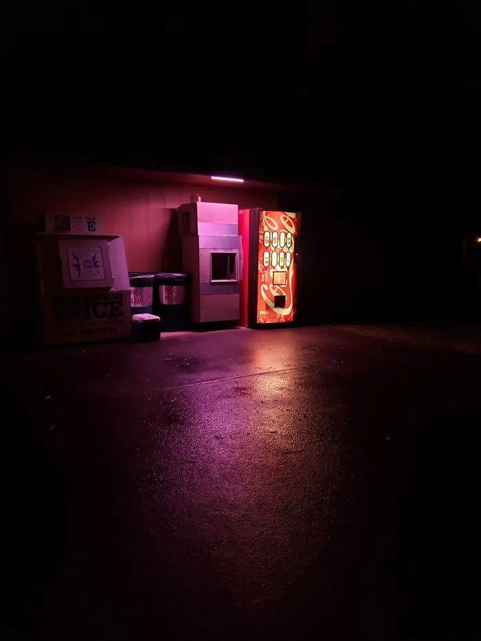 This FB Page Is Dedicated To Liminal Photography, And Here Are 79 Of The Most Eerie Photos