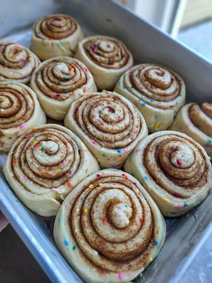 Funfetti Sourdough Cinnamon Rolls Per The Birthday Girl's Request 🩷