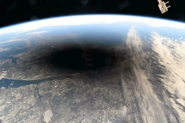 Eclipse visto desde la Estación Espacial Internacional