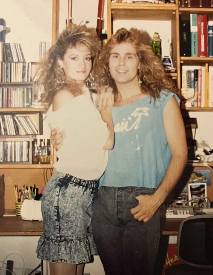 49 Hairstyles People Swear Were Cool In The 80s But Look Hilarious Now
