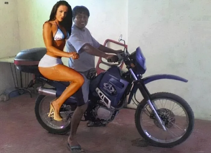 So This Girl Deffinetely Photoshopped Him In Her Picture