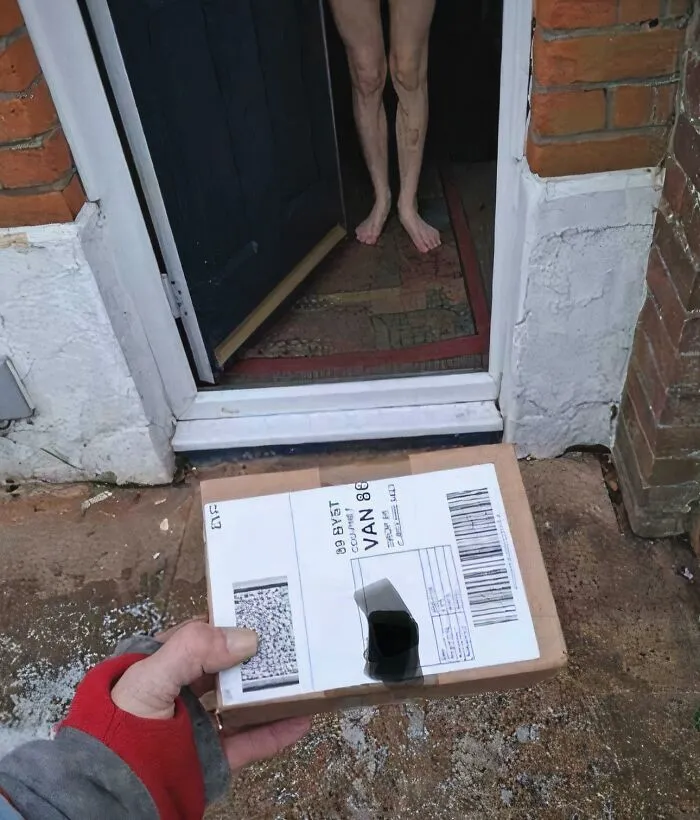 Mis piernas en la foto de entrega