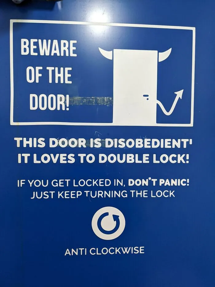 Outside Toilet. One Door