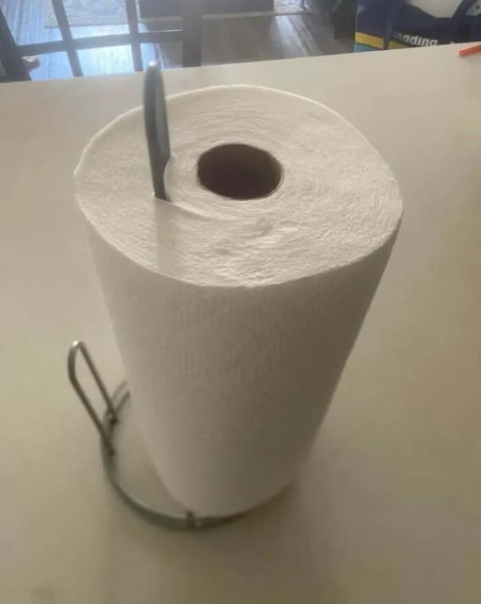 This Picture Sums Up Living With My Girlfriend