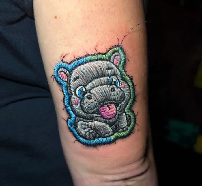 Brazilian Artist Creates Tattoos That Look Like Raised Embroidery You Can Feel (49 New Pics)