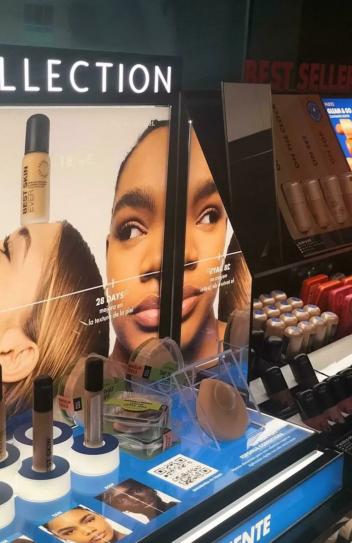 Properly Placing A Mirror At A Sephora