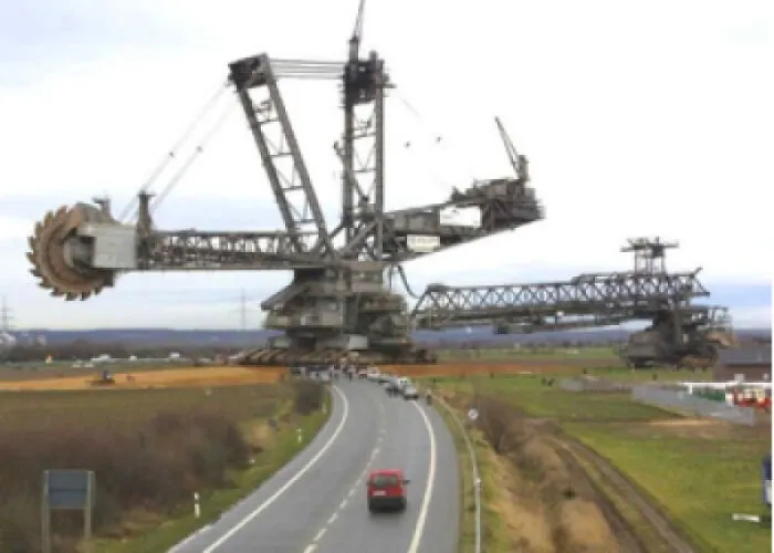 The Bagger 293, Heaviest Machine Capable Of Moving On Its Own