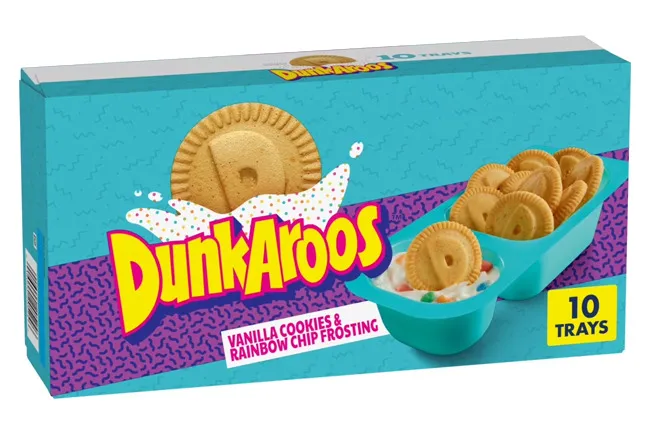 Dunkaroos snack box with vanilla cookies and rainbow chip frosting in a turquoise tray, 10 trays per box.