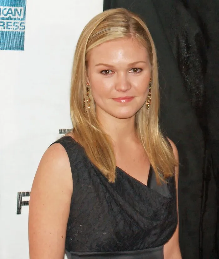 Julia Stiles
