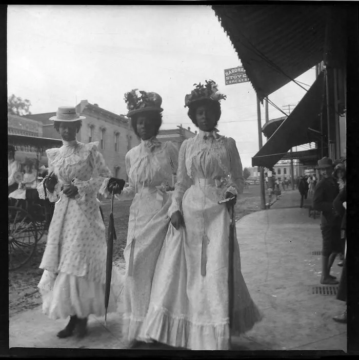 Three Women Dressed In Their Sunday Best, Marshall, Texas, 1900