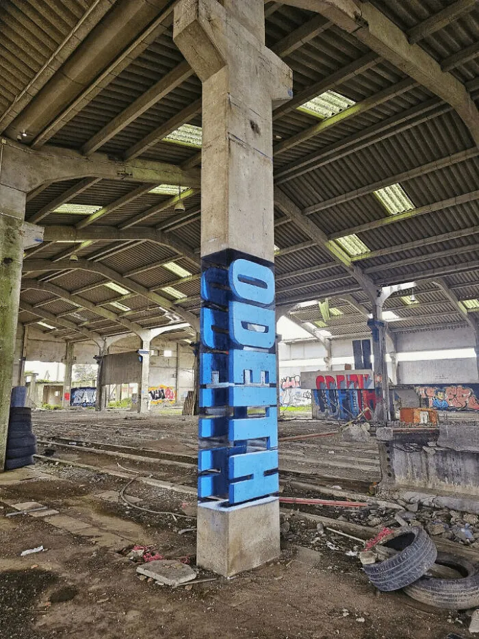 Forced Perspective Graffiti (Odeith)