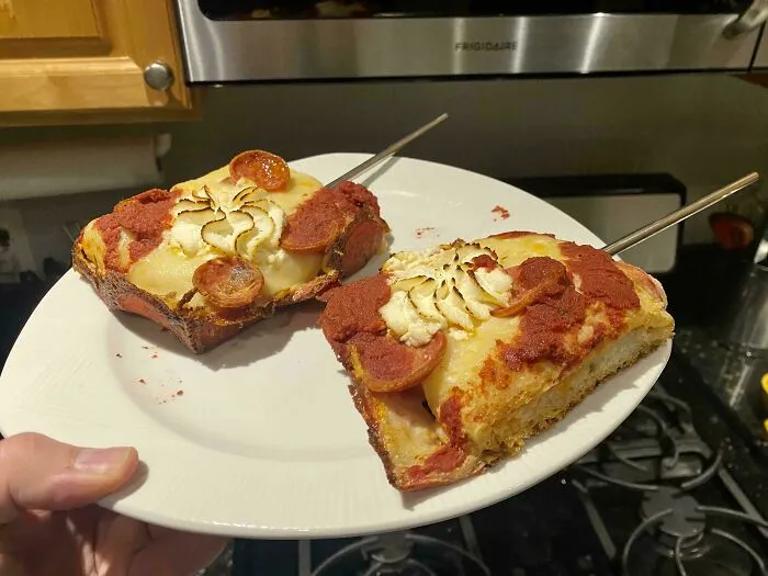When Reheating Thick Pizza In The Oven, I Skewer The Centers With Stainless Steel Straws To Ensure The Center Heats More Evenly With The Outside