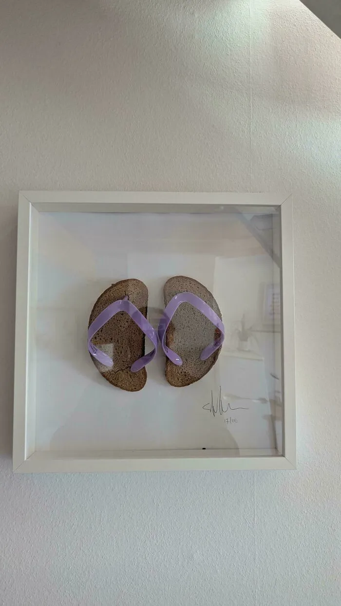 Found In A Hotel In Erfurt... I Don't Even Know What To Think Of This