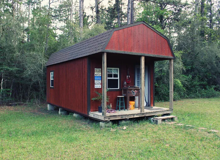 No One Is Impressed With My Cabin. Maybe A Different Paint Color? Any Suggestions?