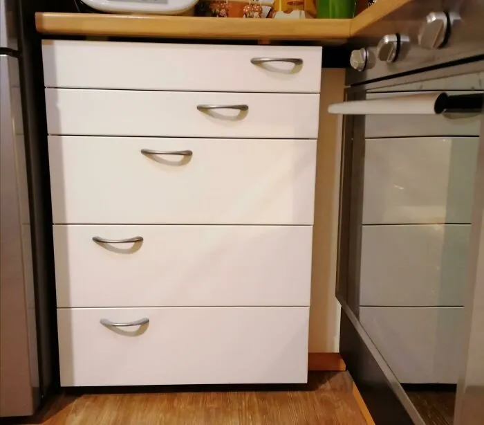 In Order To Open The Oven We Mounted The Drawer Handles In This Way. It's Perfect!