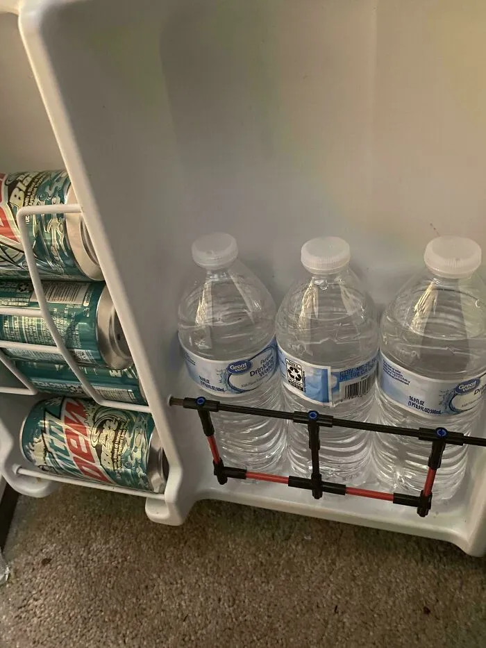 Mini Fridge Didn’t Come With A Bar To Hold My Drinks In Place, So I Improvised With LEGO. I’m Convinced Mostly Anything Can Be Fixed With LEGO