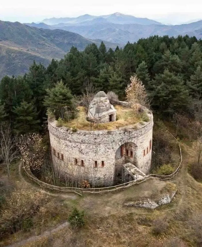Bunker abandonado