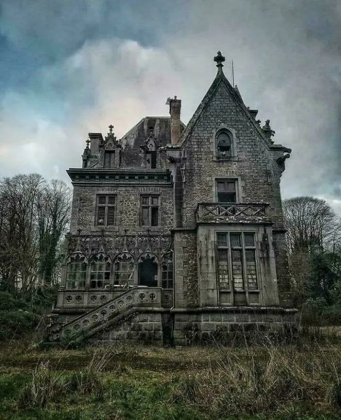 Abandoned Mansion