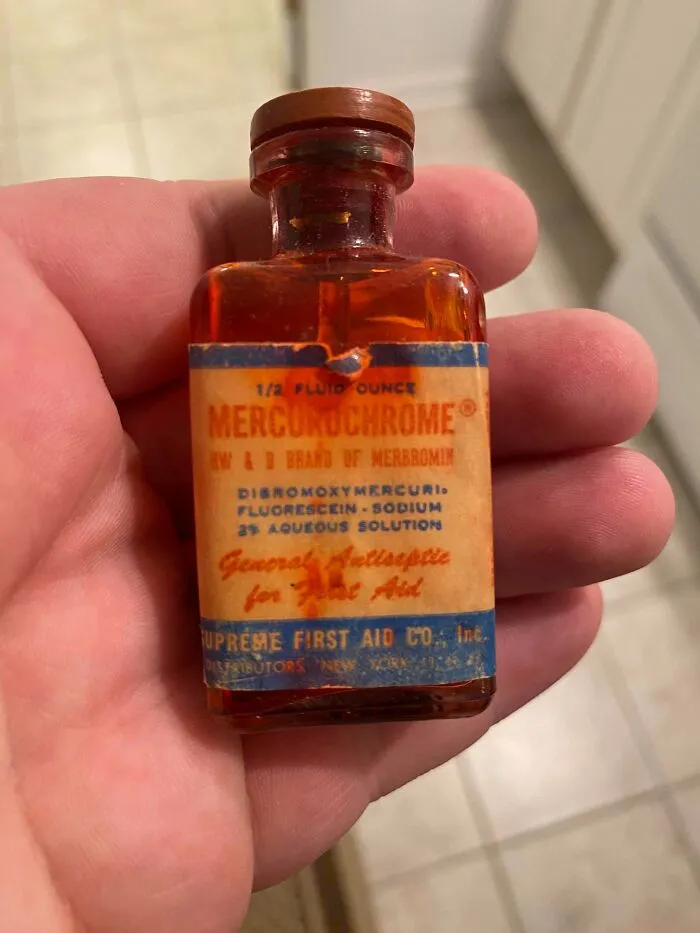 My Great Grandfather Passed Away A Few Days Ago And We Found This In His Bathroom, Figured It Looked Old Enough To Post Here For Y’all