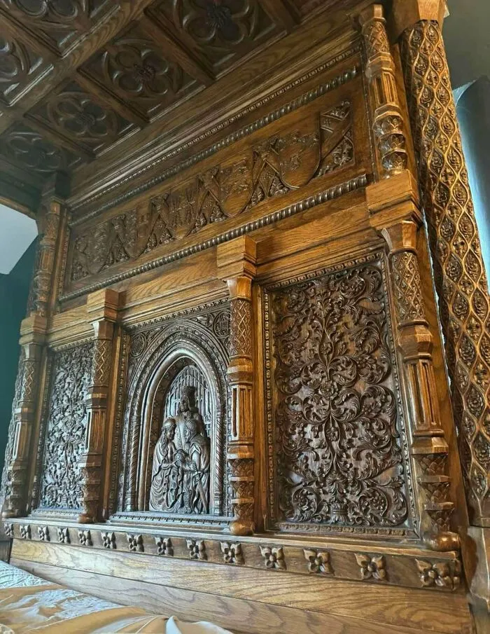 So... I Got A Gothic Victorian Era 4 Post Bed!