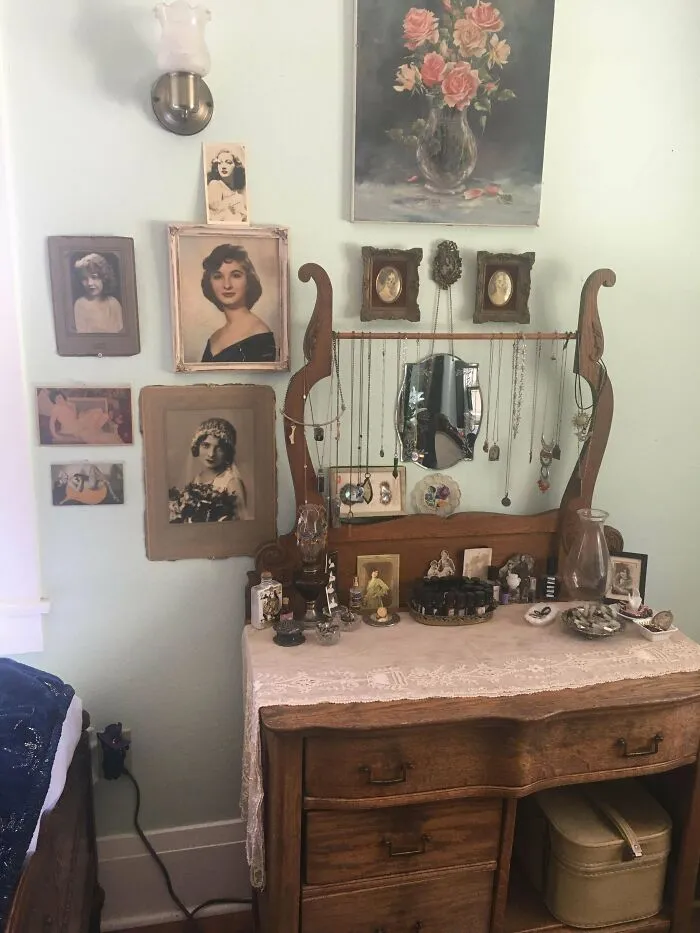 All My Furniture I Lost In A Wild Fire Last Month ( United States )