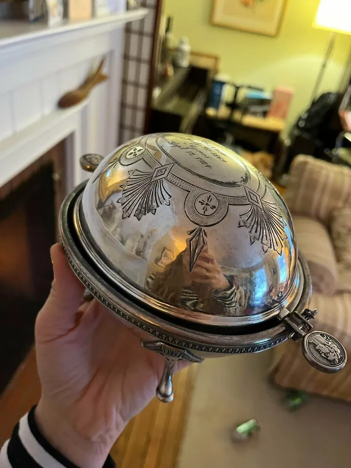 Anyone Know What This Is? The Original Purpose? It Turns Into Itself. NY, USA