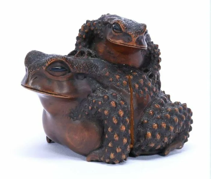 I Know It's Damaged, But I Had To Buy This Toad Carving. I Believe It's From Japan And Any Thoughts It's Date Or Origins Would Be Welcome