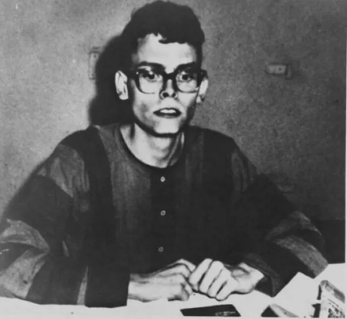 Vietnam War Pow Doug Hegdahl Pretended To Be Illiterate To Fool His Captors, Who Believed Him To Be So Stupid That They Gave Him Almost Free Rein Of The Camp