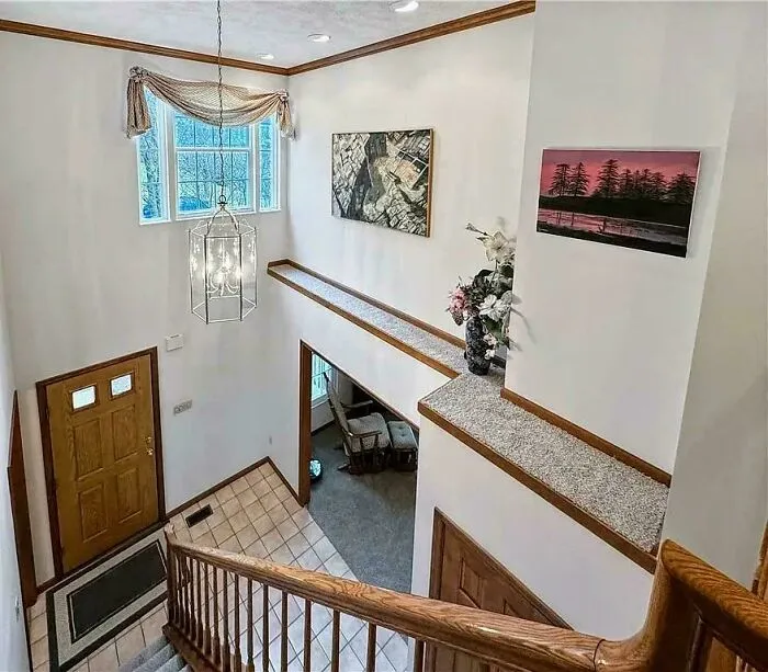 90s Mcmansion. There's Carpet Up There