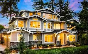 52 Times People Took Inspiration From Mansions But What They’ve Built Was A Version From Temu