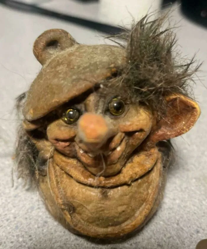 Found This Under My Stove In Our New House. Saw Some Beady Eyes Staring At Me And Thought It Was A Deceased Rat, Pulled It Out To Find, This