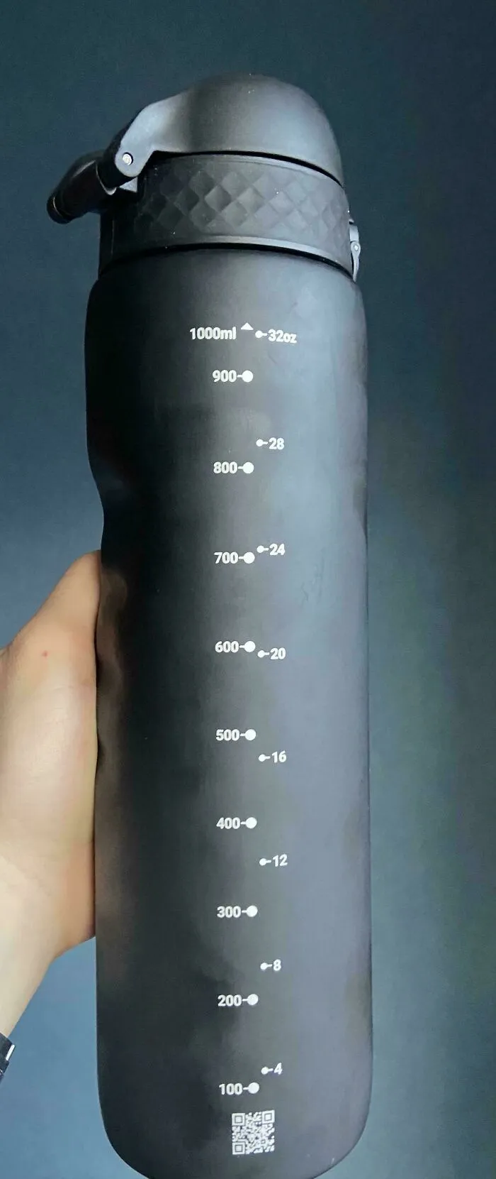 Muy útil en una botella opaca