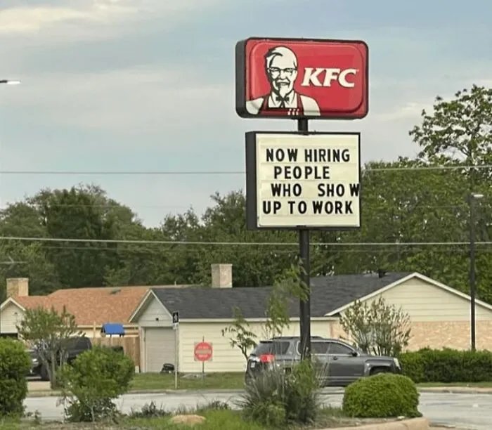 53 Hilariously Bold “Help Wanted” Signs Spotted In The Streets
