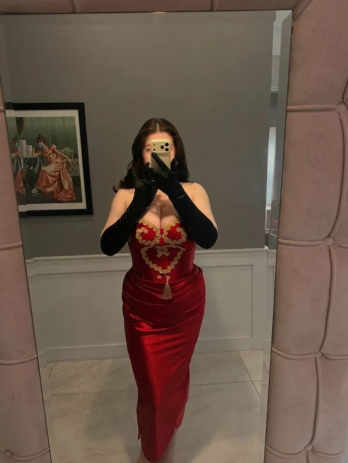 The Dress My Ex’s Mom Sent Me To Wear To His Upcoming Wedding