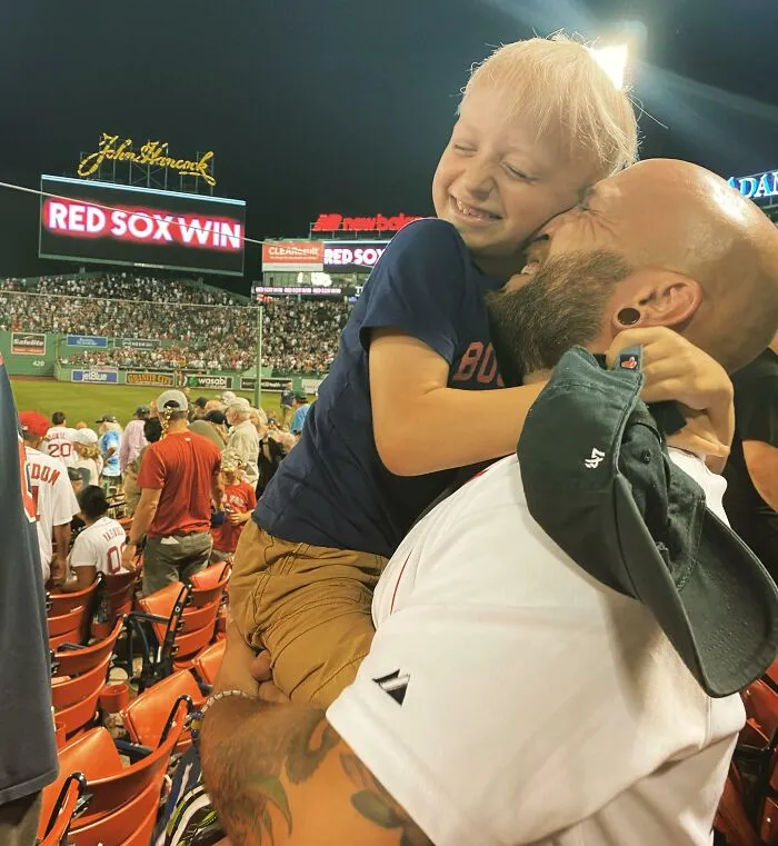 47 Wholesome Posts From Men That Redefine Masculinity Every Day