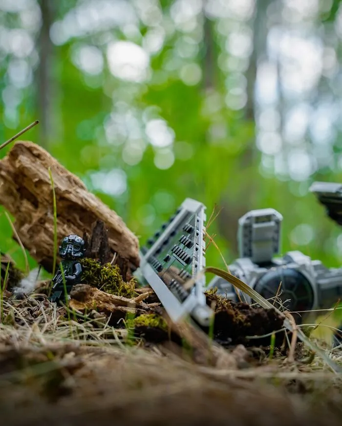 He Uses Backyards And Landscapes To Turn LEGO Models Into Cinematic Worlds (34 Pics)