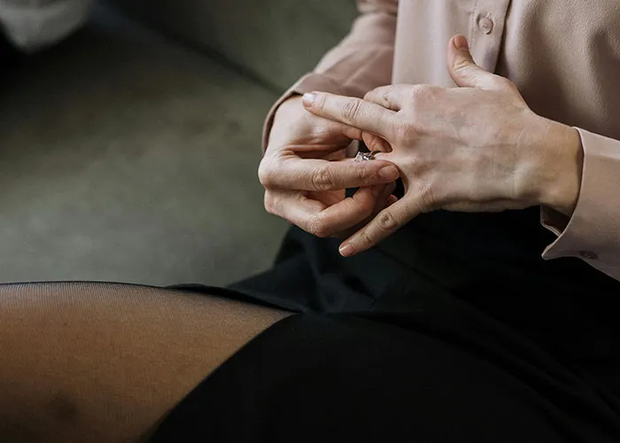 38 Dating Stories That Prove Ignoring Red Flags Can Have Real Consequences