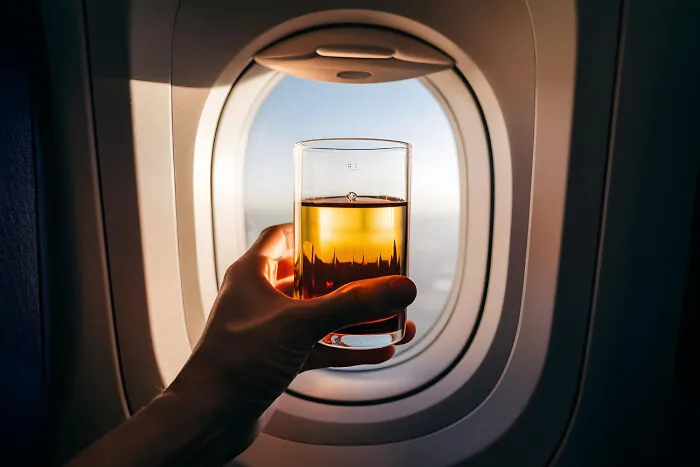 “Saved Me On An 8 Hour Flight”: 36 Genius Plane Hacks From People Who Basically Live In The Sky