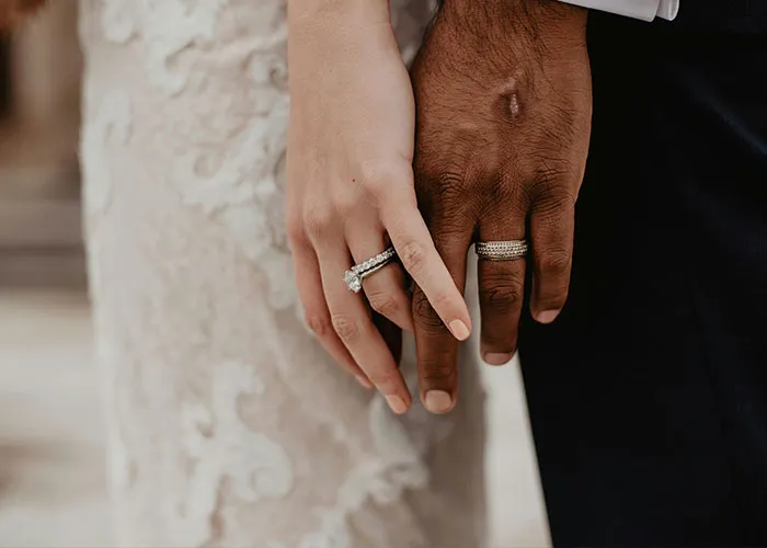 35 People Who Had A Deal To Get Married To Their Friends If They Were Single By 30 Share What Happened
