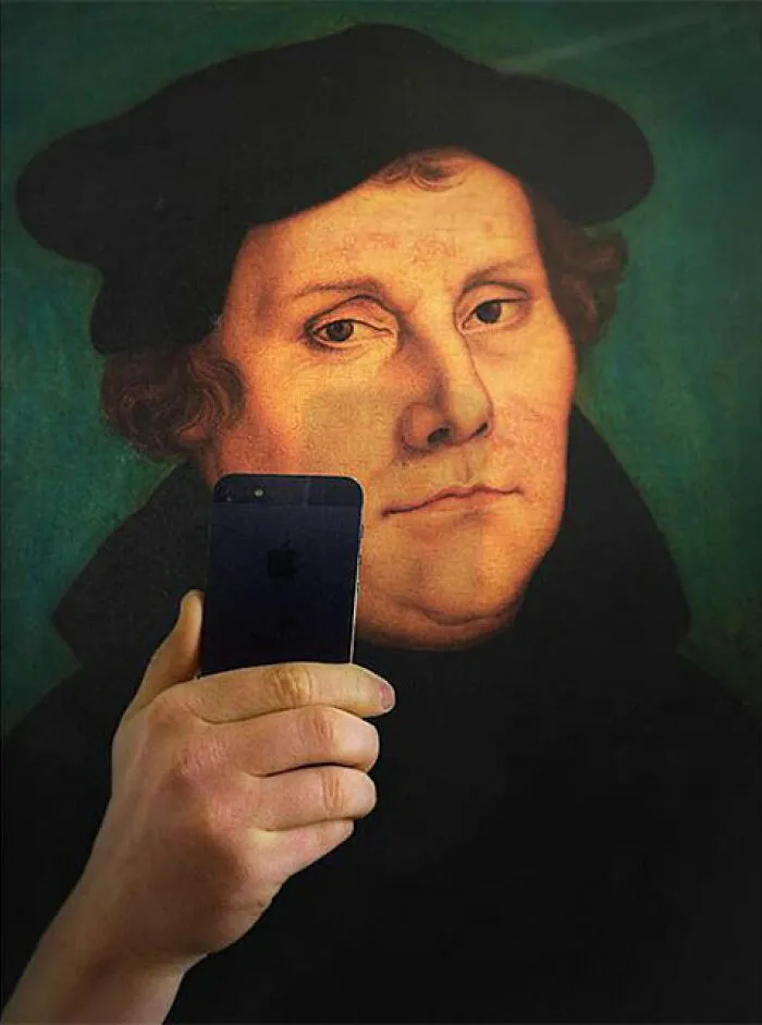 17 Museum Portraits That Look Like They’re Mid-Selfie As Shared On This Page