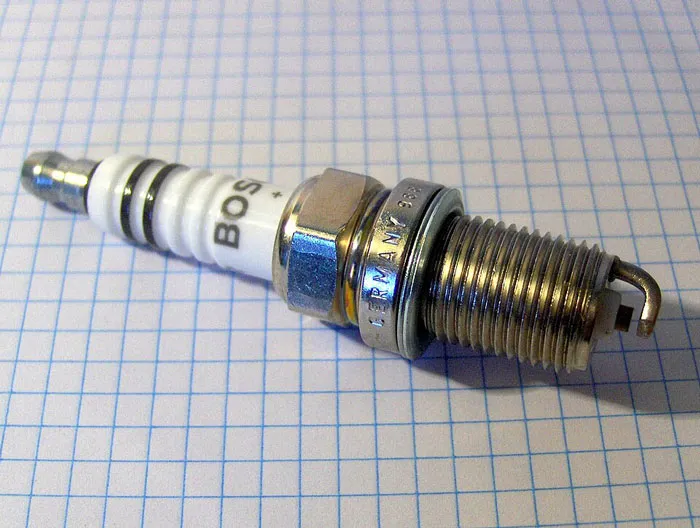 "If It's Stupid And It Works, It's Not Stupid": 61 Ridiculous Fixes That Don’t Need Explanation