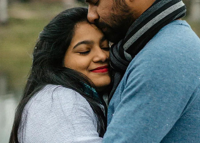 35 People Who Had A Deal To Get Married To Their Friends If They Were Single By 30 Share What Happened