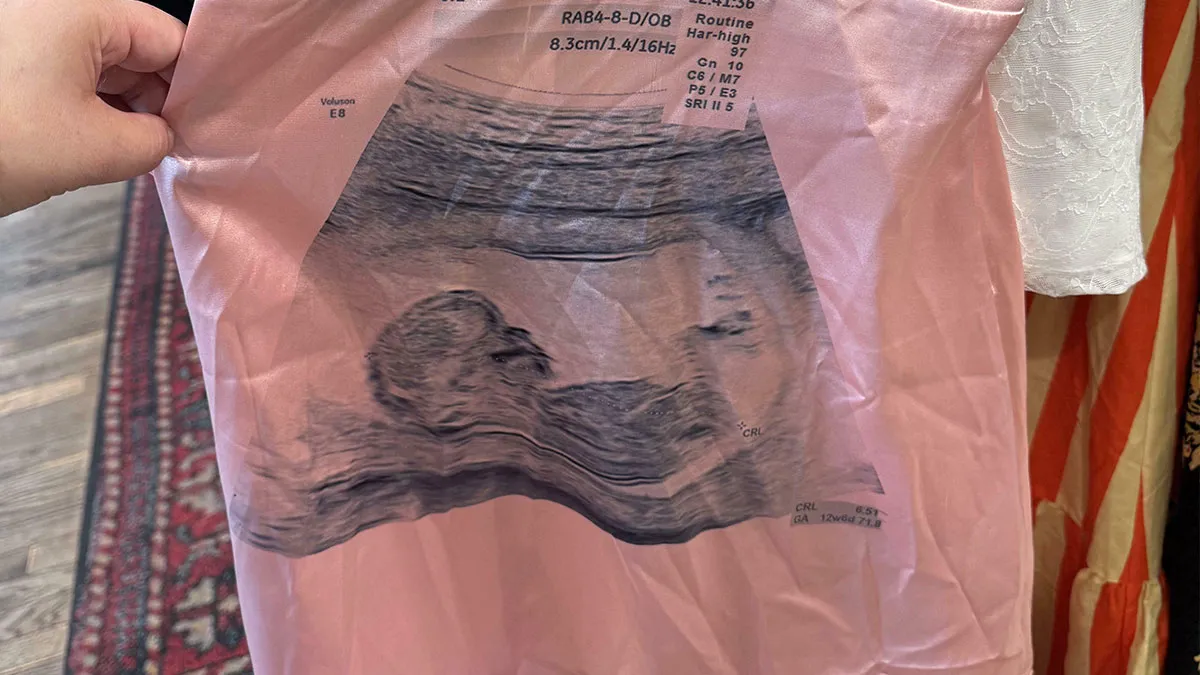 People Are Sharing The Wackiest Things They Spotted At A Thrift Store And These 68 Are Unhinged