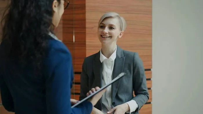 40 Workplace Experiences That Made Employees Walk Away